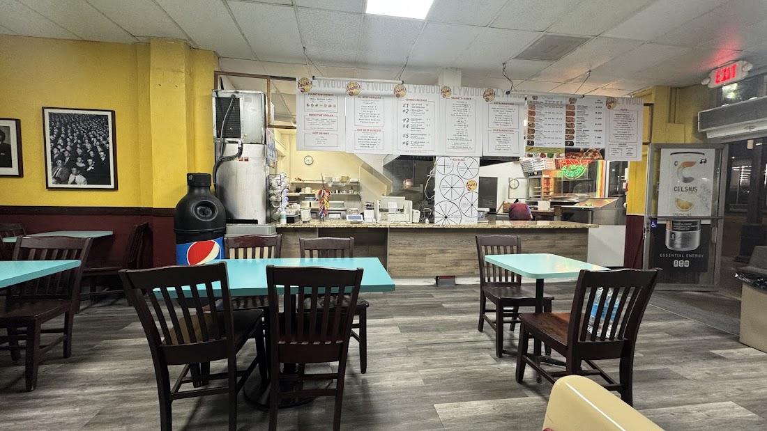 Andre's Pizza